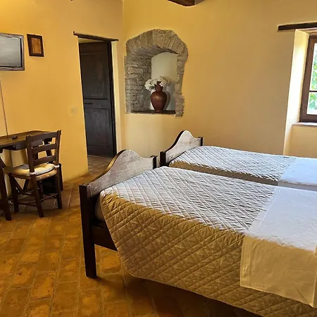 Çiftlik konaklama La Cerqua Pietralunga (Umbria)